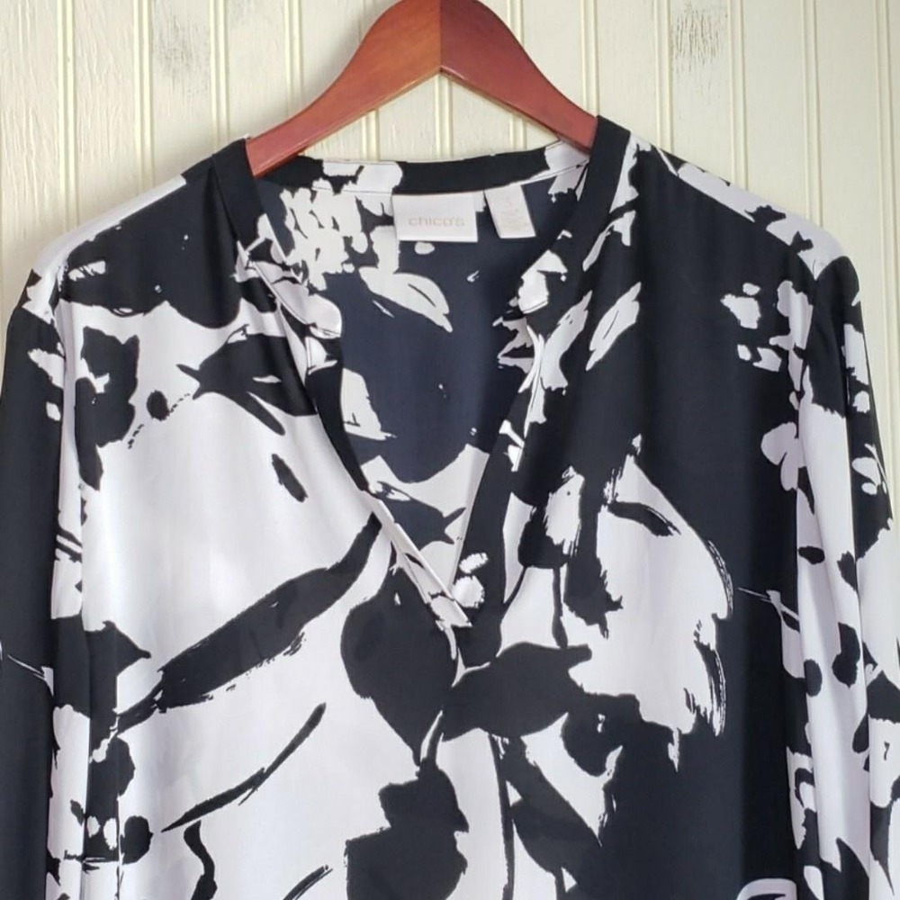 Chico's Tunic Top Womens 3 Black White V Neck Long Sleeve Floral Asymmetrical